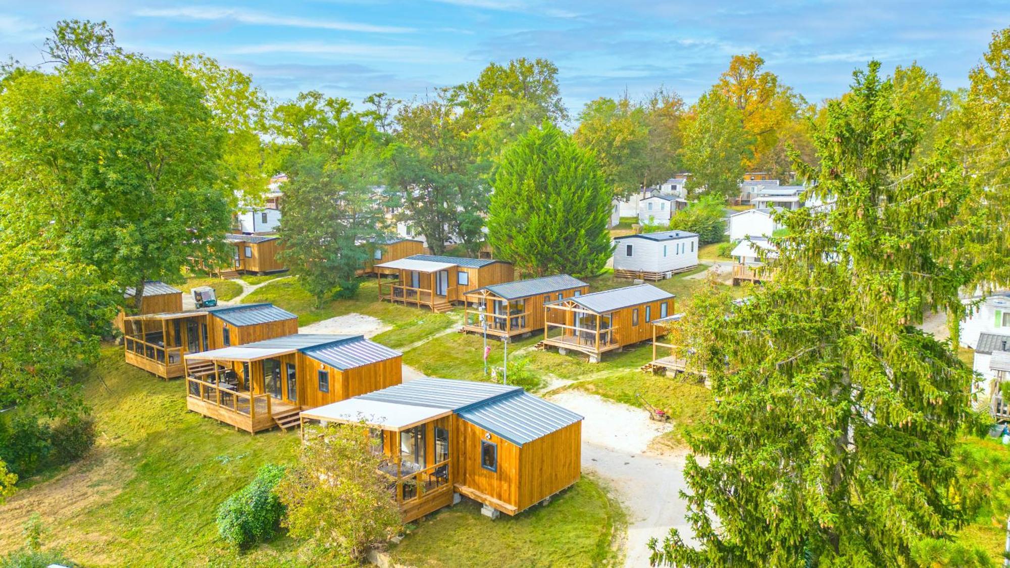 Camping Le Parc De Paris Villevaude Exterior photo