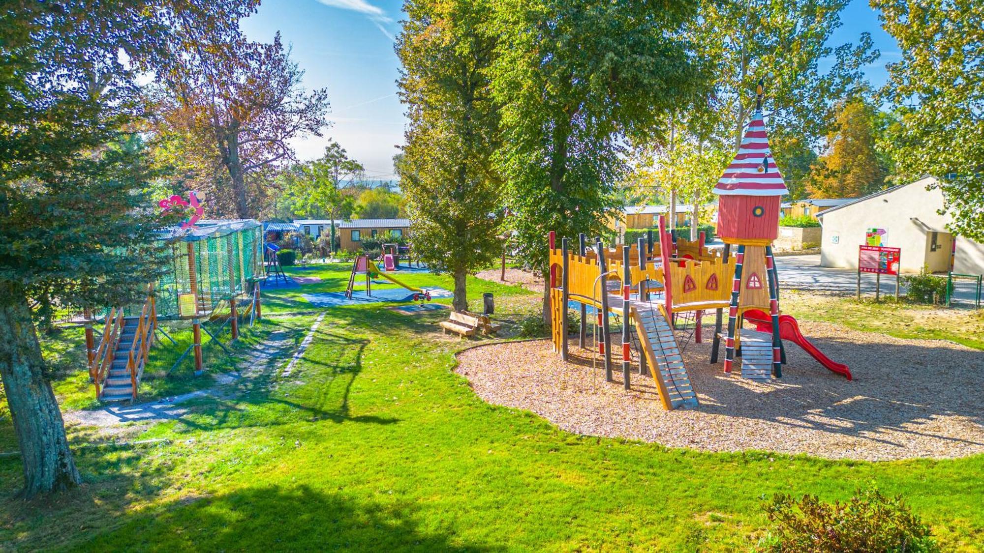 Camping Le Parc De Paris Villevaude Exterior photo