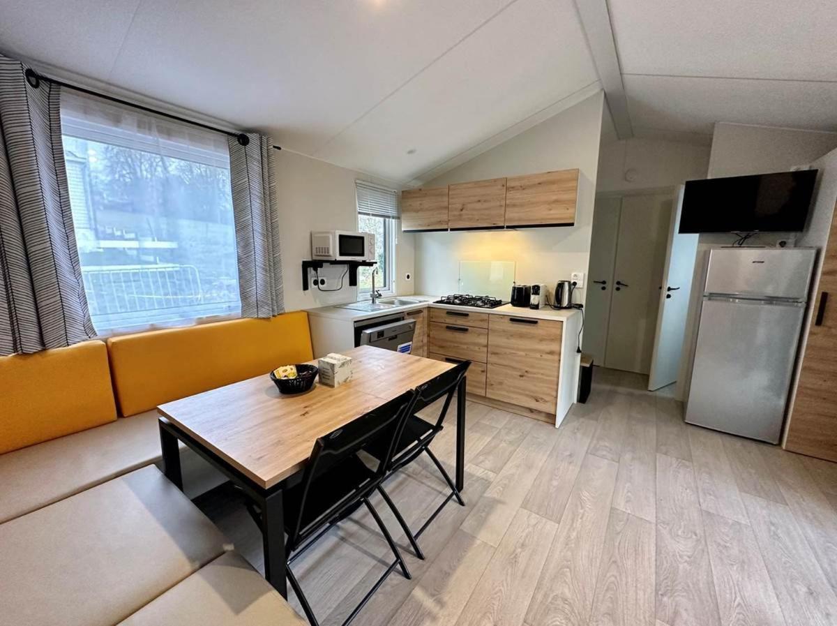 Camping Le Parc De Paris Villevaude Room photo