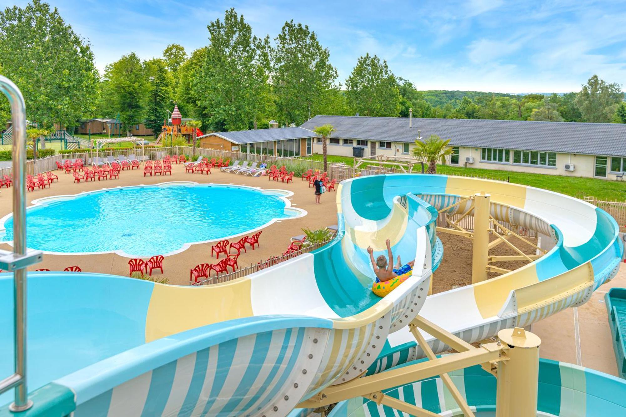 Camping Le Parc De Paris Villevaude Exterior photo
